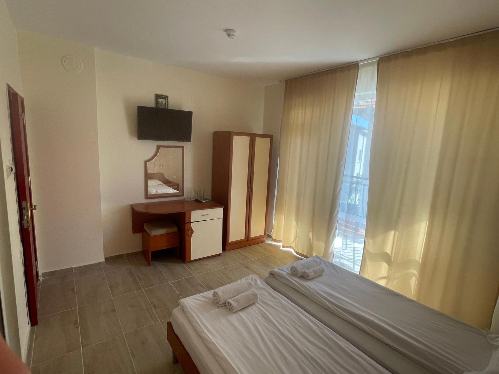 ,,Дироси" Sveti Vlas Extérieur photo