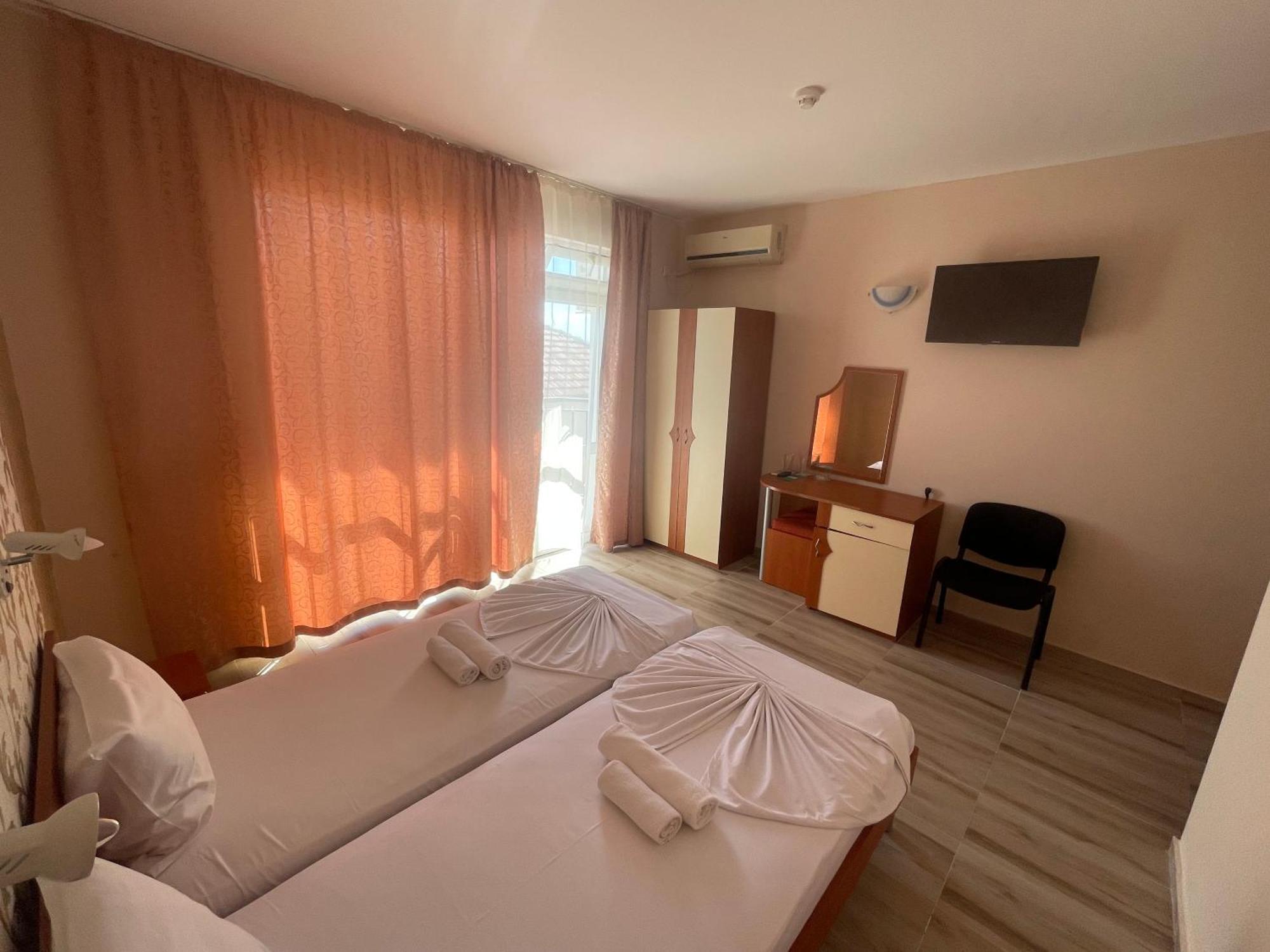 ,,Дироси" Sveti Vlas Extérieur photo