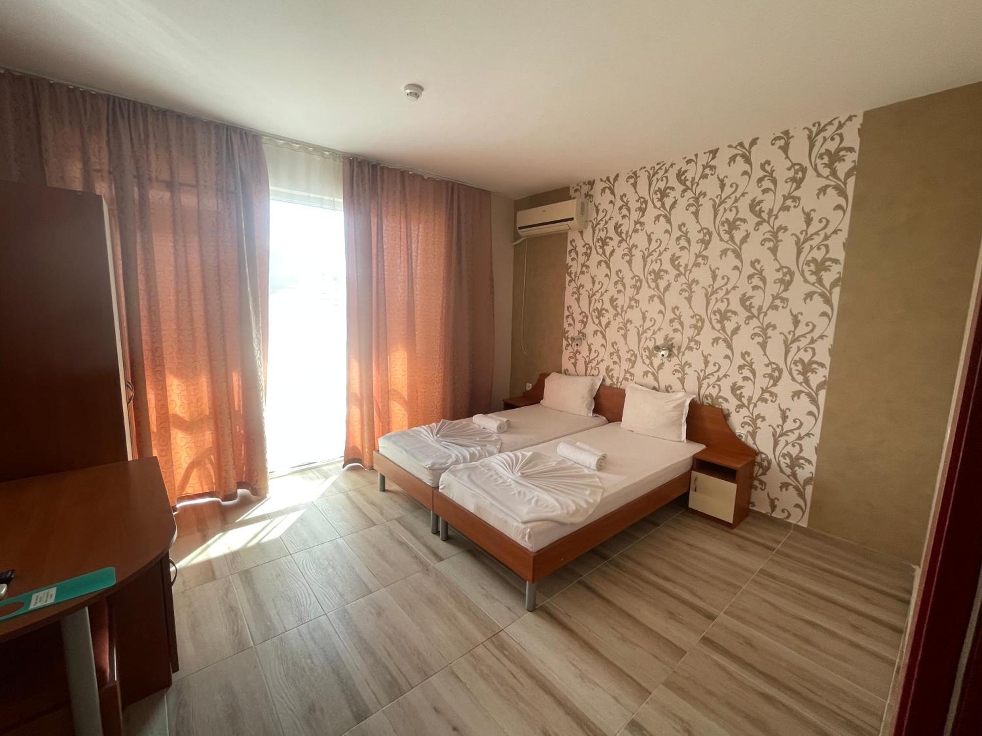 ,,Дироси" Sveti Vlas Extérieur photo