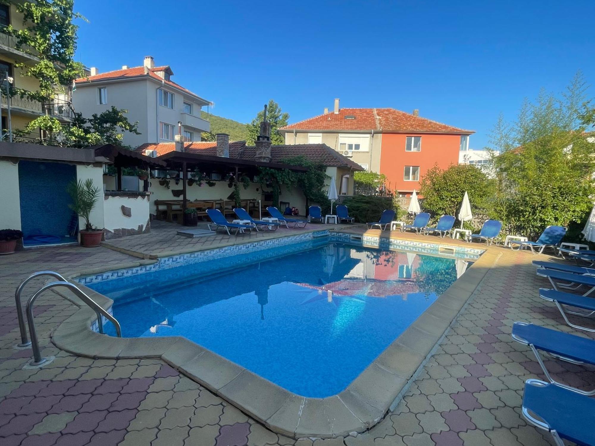 ,,Дироси" Sveti Vlas Extérieur photo